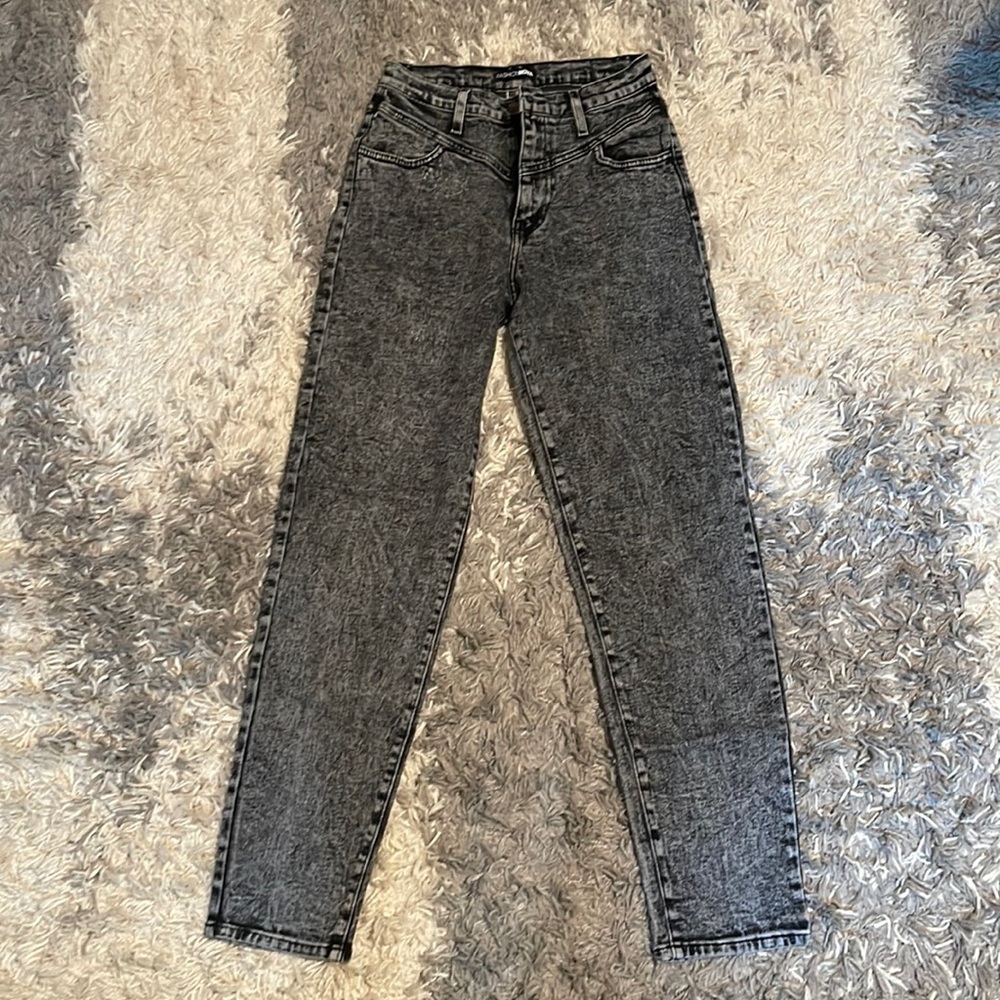 Fashion Nova skinny jeans